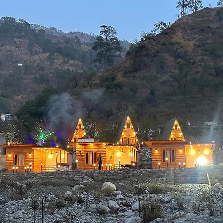 Cabana Riverside Resort - Kainchi Dham ไนนิตาล ภายนอก รูปภาพ