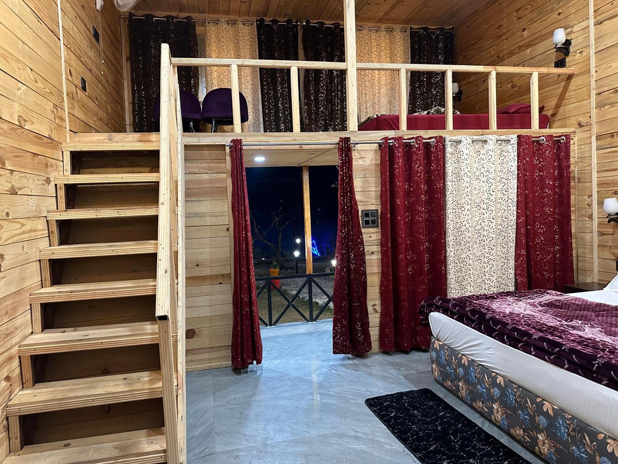Cabana Riverside Resort - Kainchi Dham ไนนิตาล ภายนอก รูปภาพ