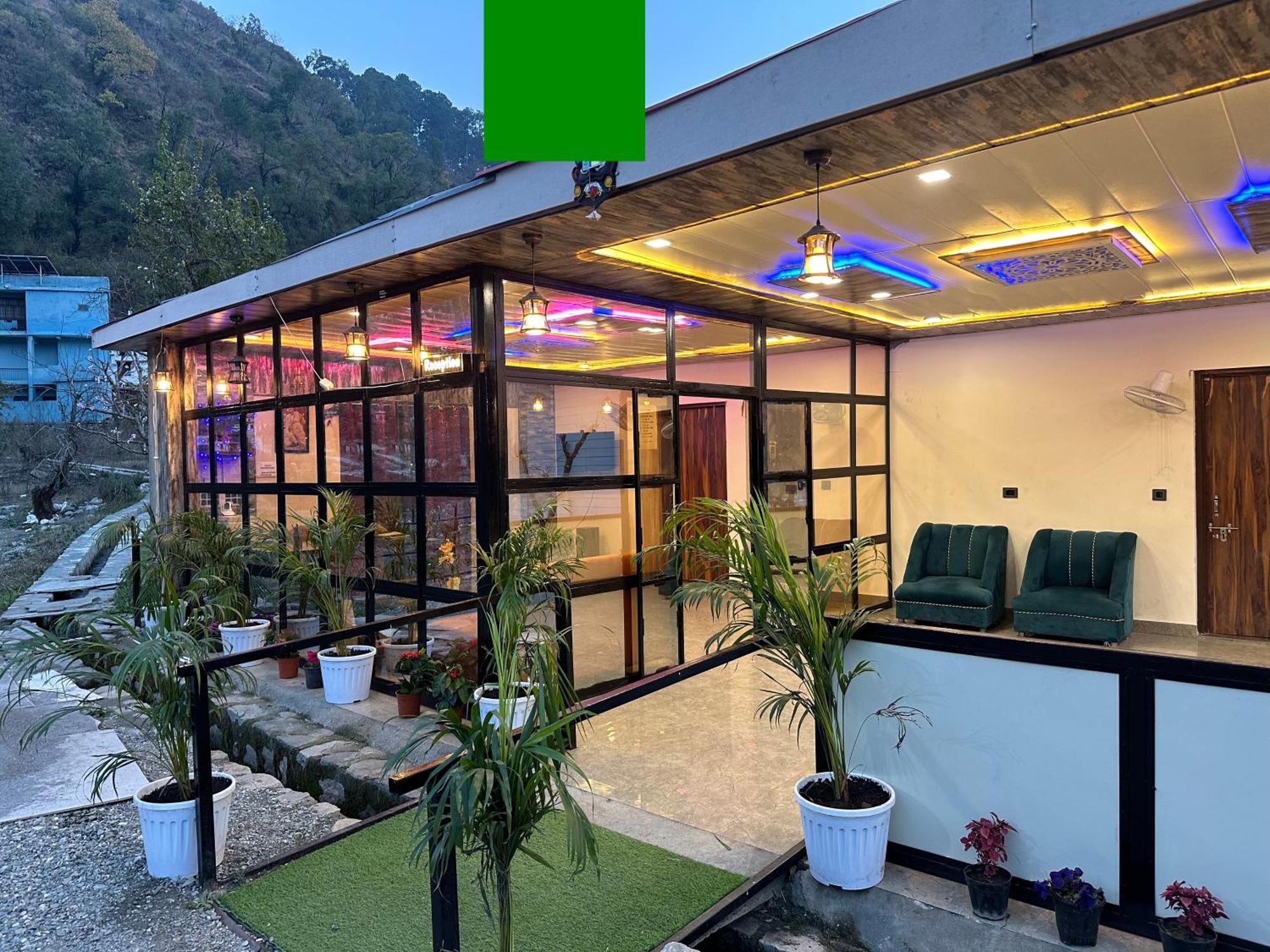 Cabana Riverside Resort - Kainchi Dham ไนนิตาล ภายนอก รูปภาพ